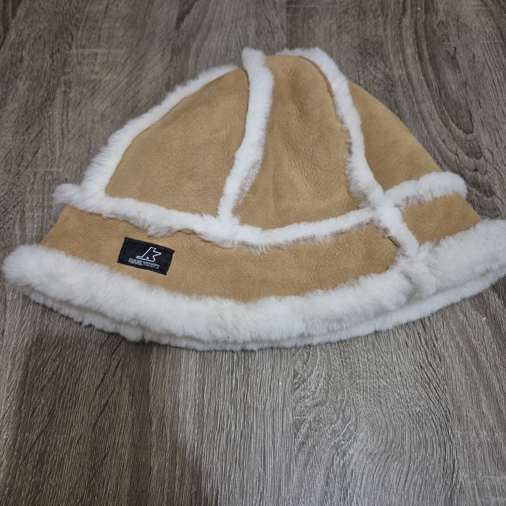 Tan and White Fleece Bucket Hat